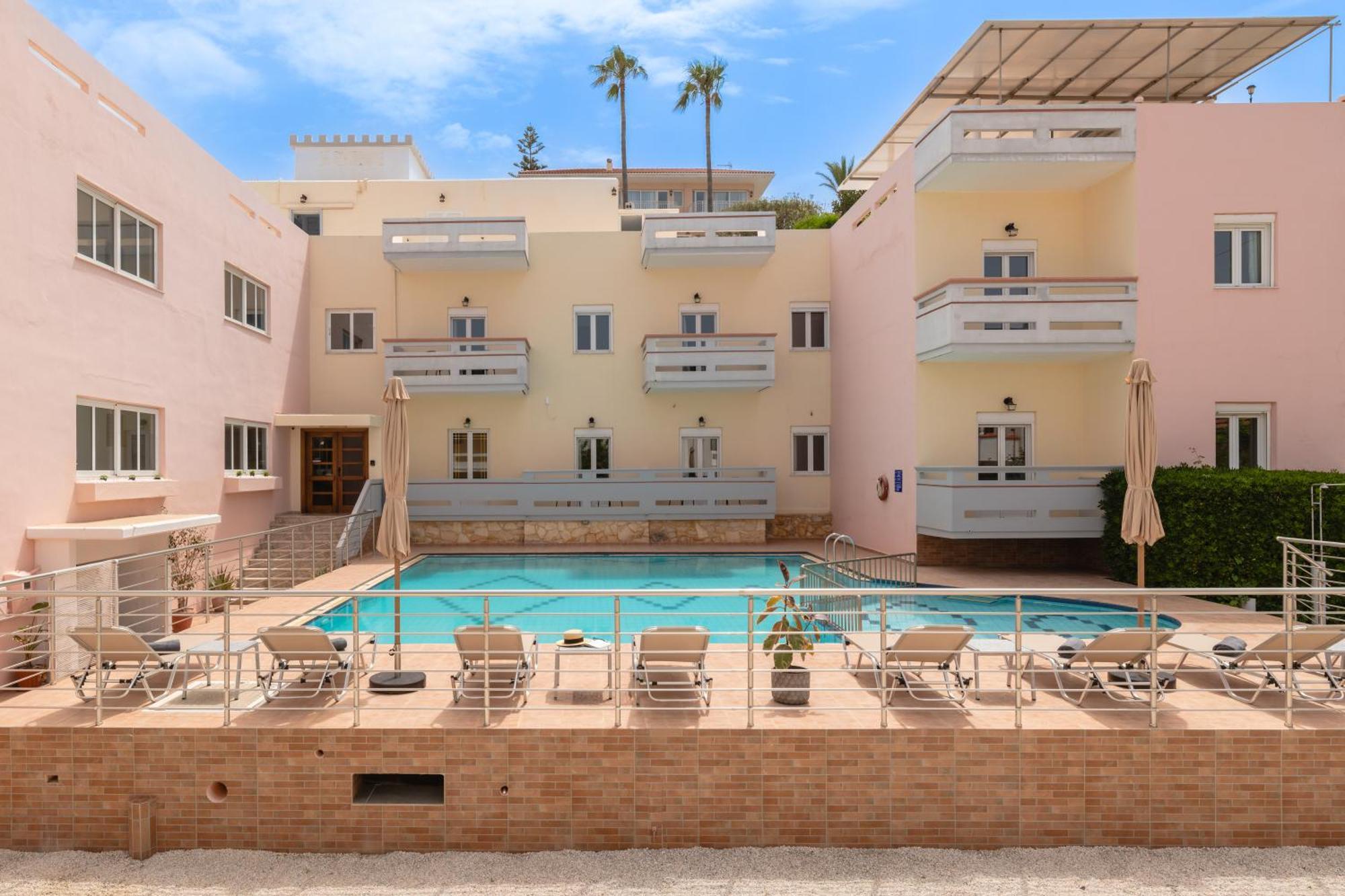 Thelesi Apartments Stalós Esterno foto